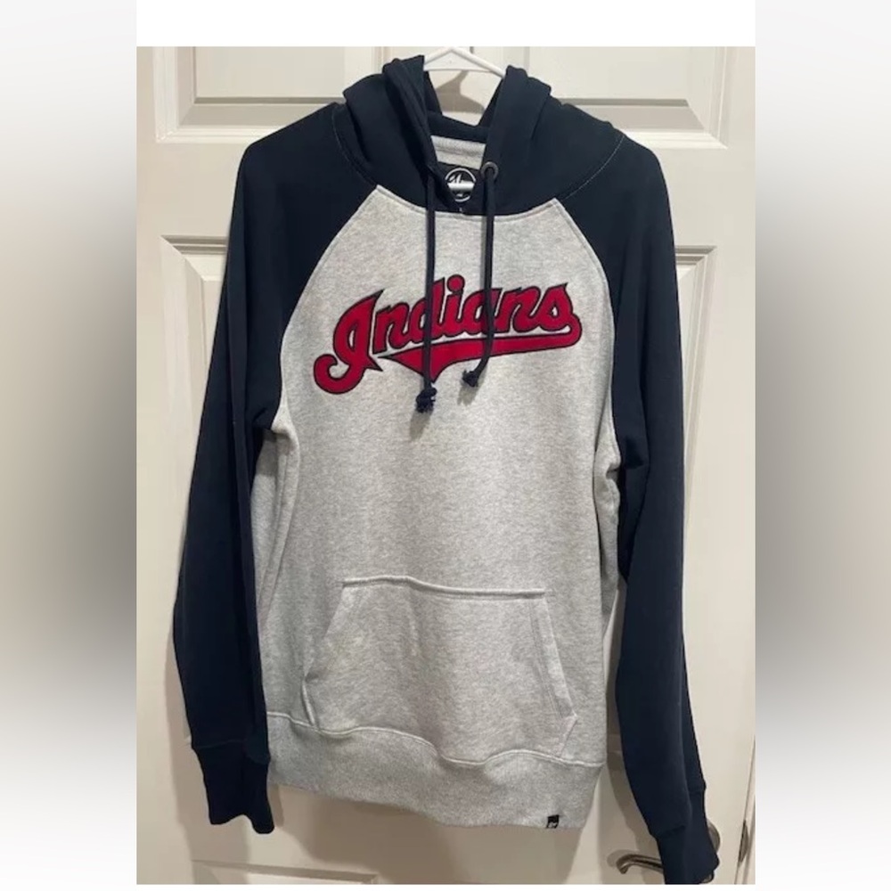 Cleveland Indian's '47 Brand Hooded Sweatshirt Size Large